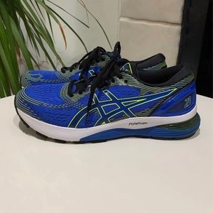 Men’s blue and yellow Gel Nimbus 21 ASICS running shoes